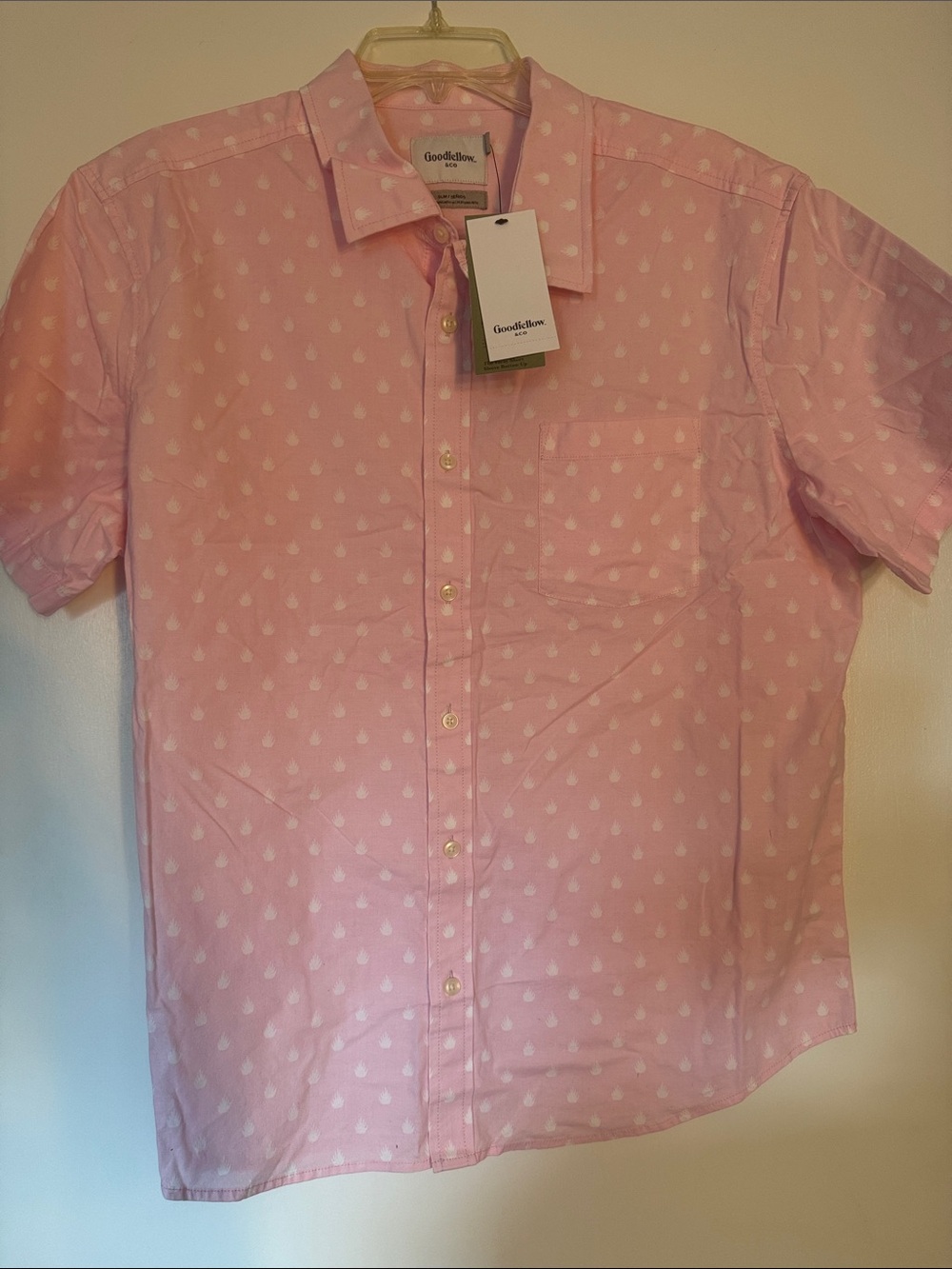 Goodfellow & Co Pink Short-Sleeve Button-Down Shirt with White Teardrop Print